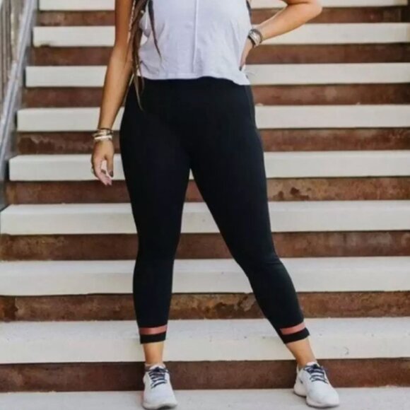 Zyia Active Medium M 6-8 Black Orange Strap Crop Deluxe High Rise 7/8 Leggings - Picture 2 of 7